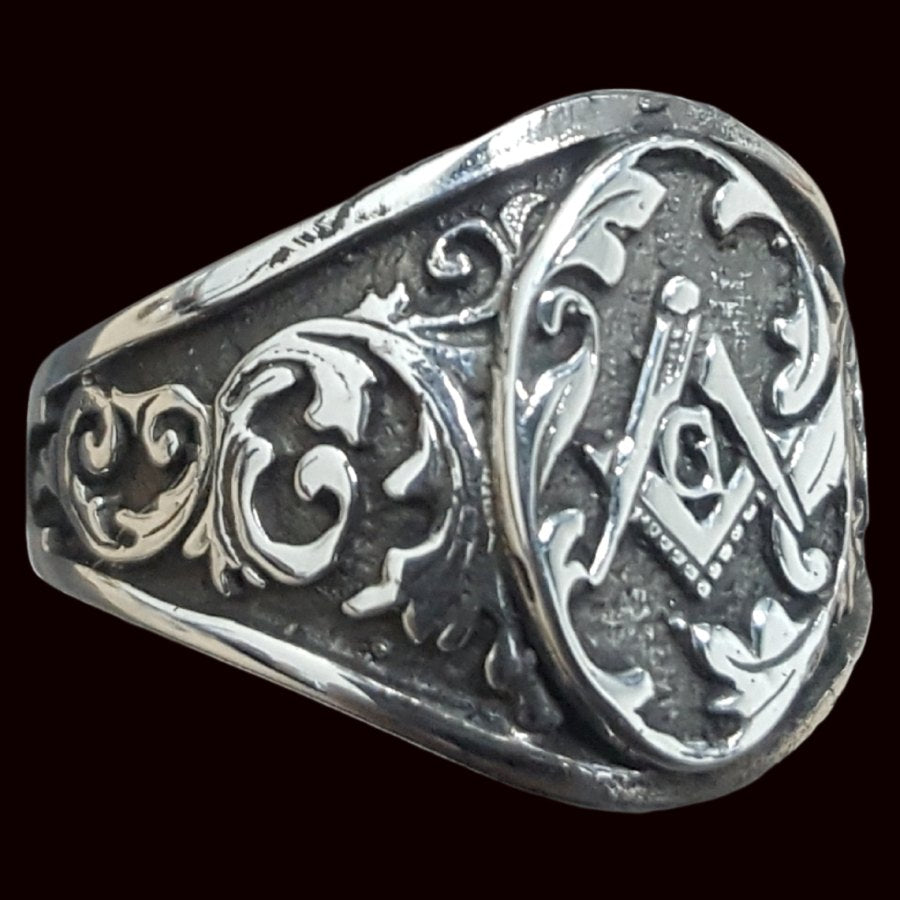 Small Masonic Ring Ideal for Women 1.2 x 0.7 cm Art 79 - Bricks Masons