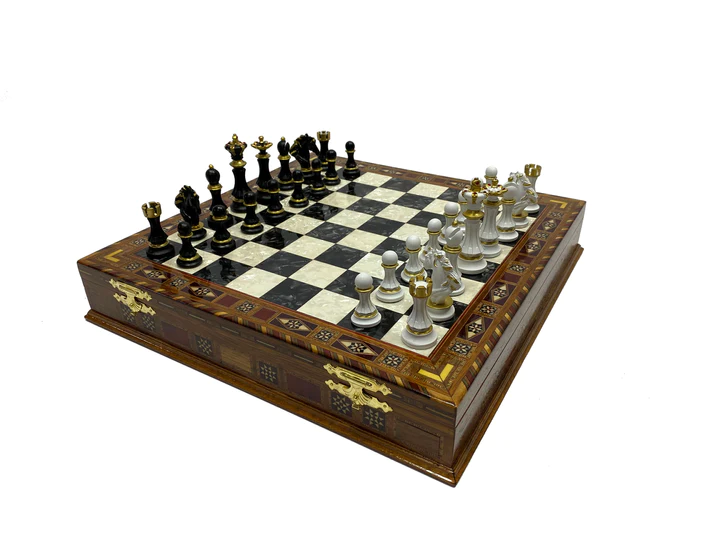 Knights Templar Chess Set - 16.5" (42cm) - Bricks Masons