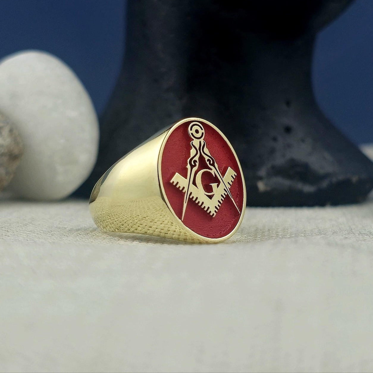 Master Mason Blue Lodge Ring - Red With Gold Square & Compass G - Bricks Masons