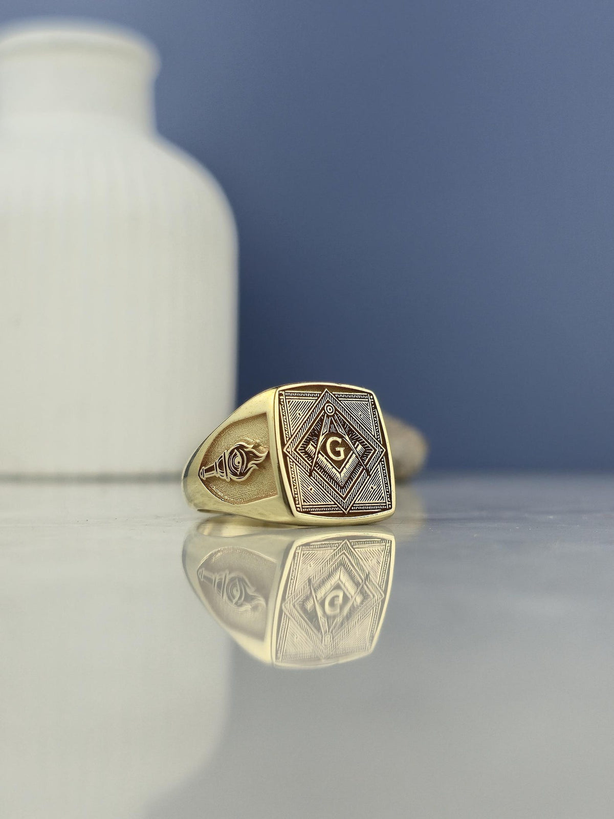 Master Mason Blue Lodge Ring - Torch & Star With Square & Compass - Bricks Masons