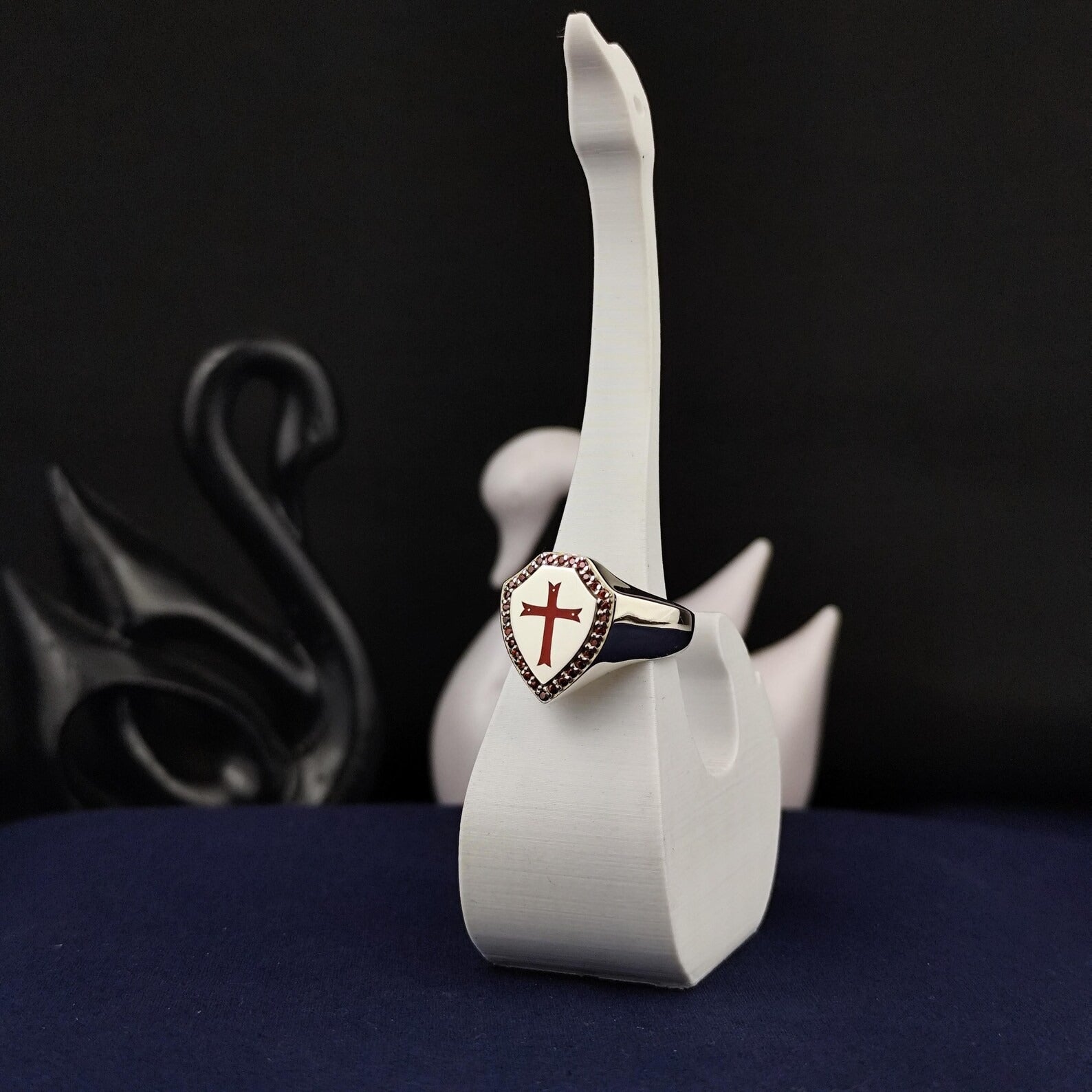 Knights Templar Ring - Red Enamel Cross Shield Shape - Bricks Masons