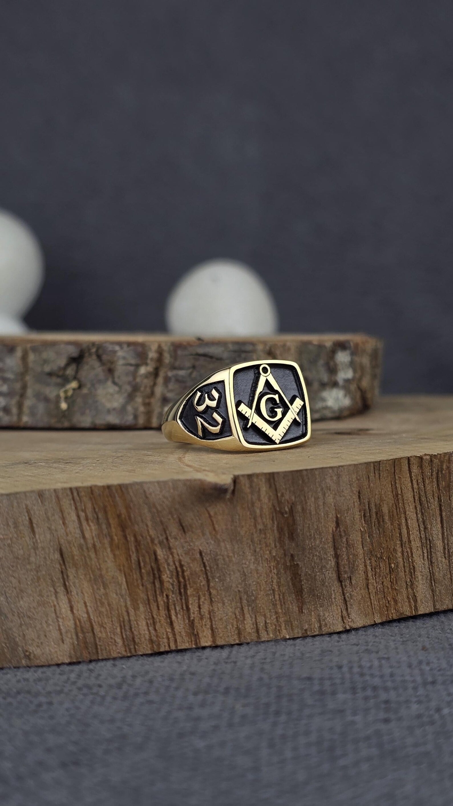 Master Mason Blue Lodge Ring - Black & Gold Embossed S & C With G - Bricks Masons