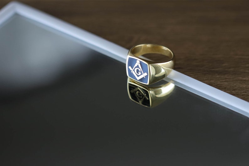 Master Mason Blue Lodge Ring - Solid Gold With Blue Enamel - Bricks Masons