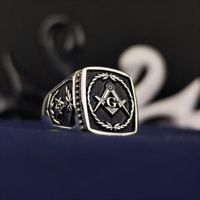Master Mason Blue Lodge Ring -  Square & Compass G with Wreath Silver & Gold - Bricks Masons