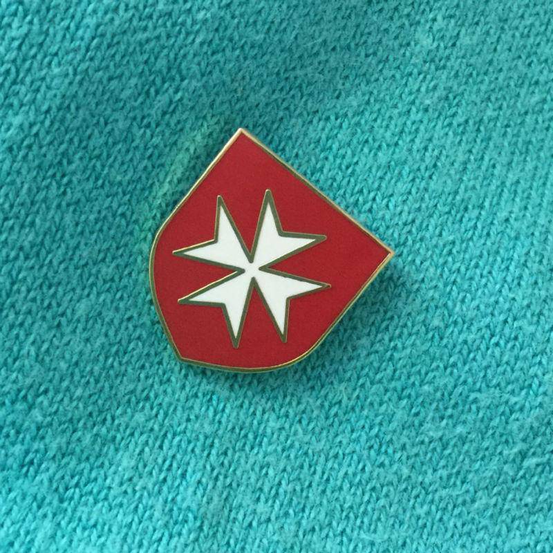 Order Of Malta Lapel Pin - 2pcs Red - Bricks Masons