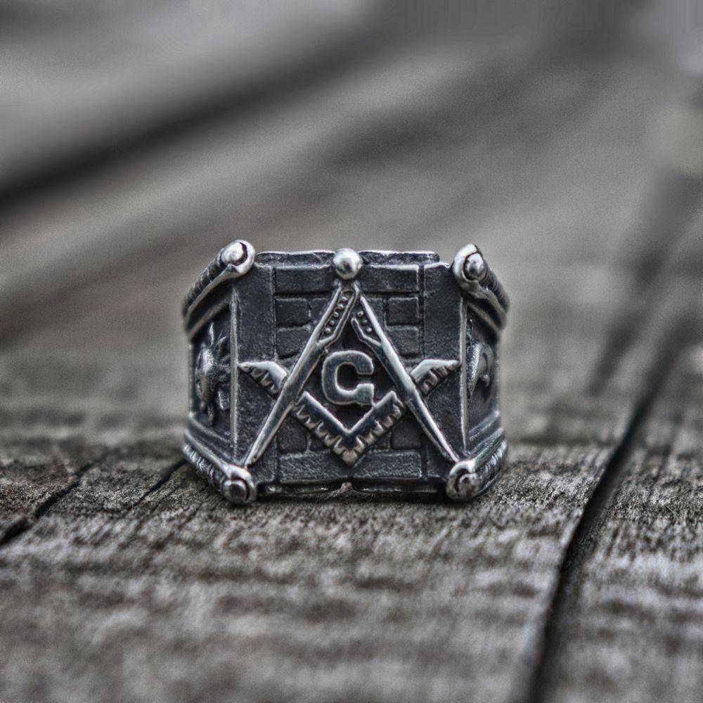 Master Mason Blue Lodge Ring - Square & Compass G/Sun and Moon Stainless Steel