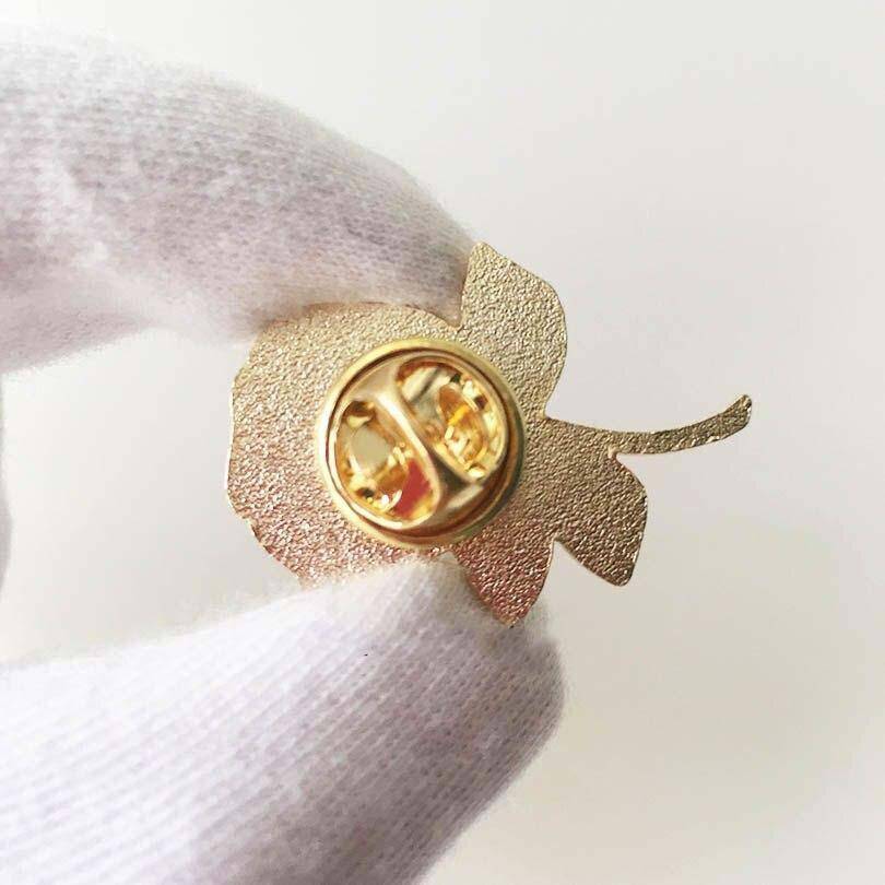 Shriners Lapel Pin - Square and Compass G White Rose - Bricks Masons