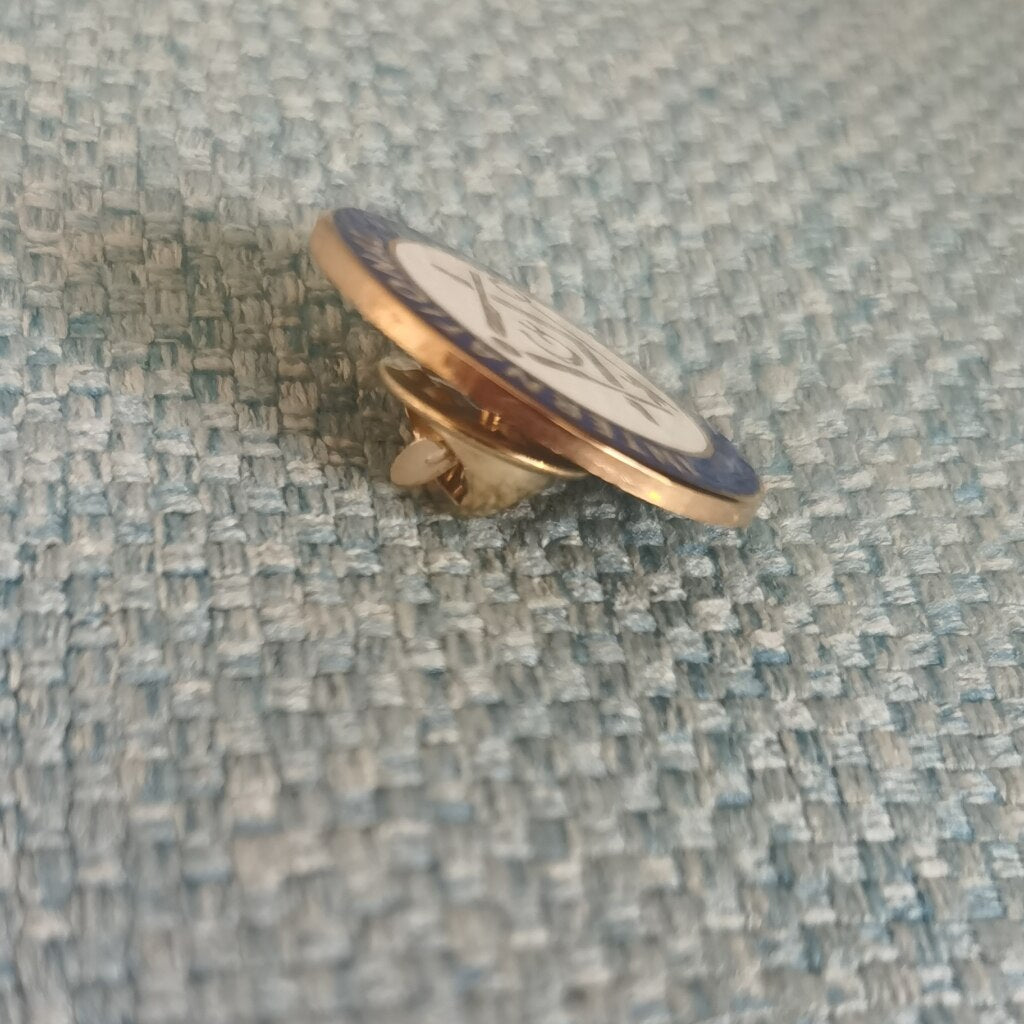 Master Mason Blue Lodge Lapel Pin - International Masons Square and Compass G - Bricks Masons